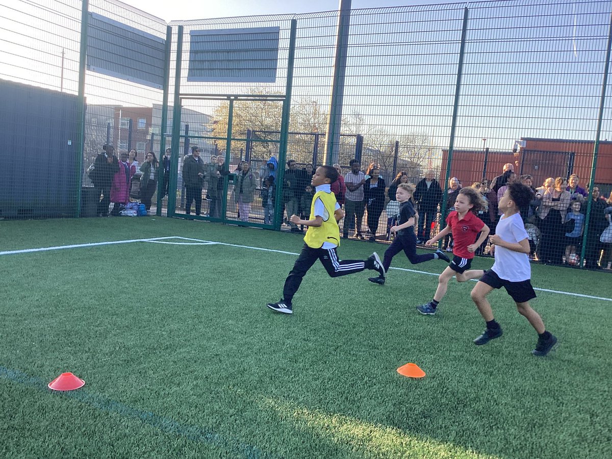 PE Mr Tomkins tweet media