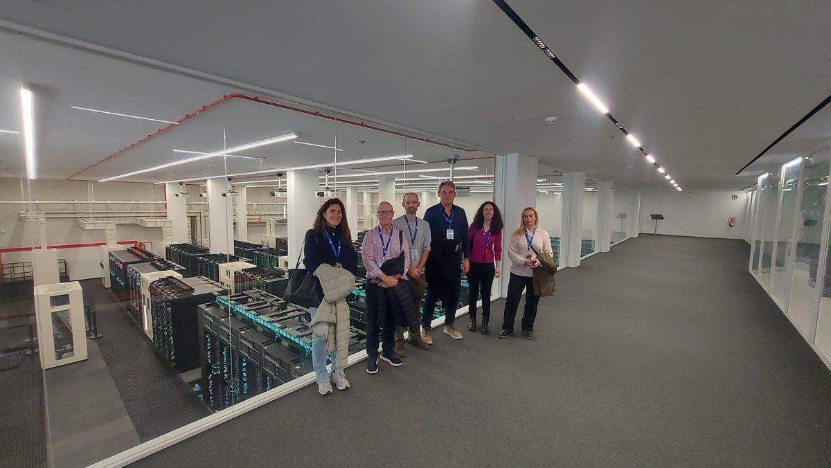 Antena TrenLab tweet media