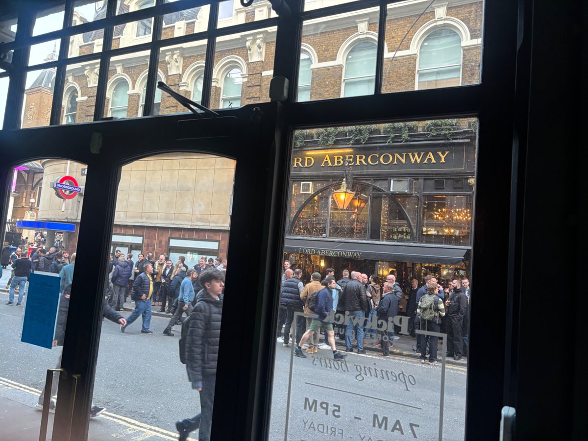 Liverpool St station… incredible footfall.