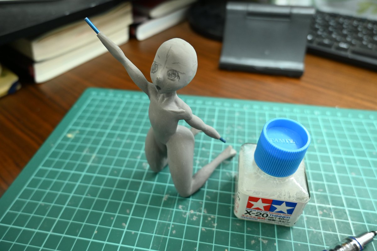 MynkFigure's tweet photo. 自作フィギアに向け🫠
Season13

題材📝　初音ミク　　٩(๑´3｀๑)۶
材料📝　スカルピー　٩(๑´3｀๑)۶

3夜目🌛
素体の練習中🫠
TOEIC勉強中なので…
息抜き程度に練習しています٩(๑´3｀๑)۶
4月から再始動します🫠
それでは…🌛 https://t.co/uRJJd1jpzV