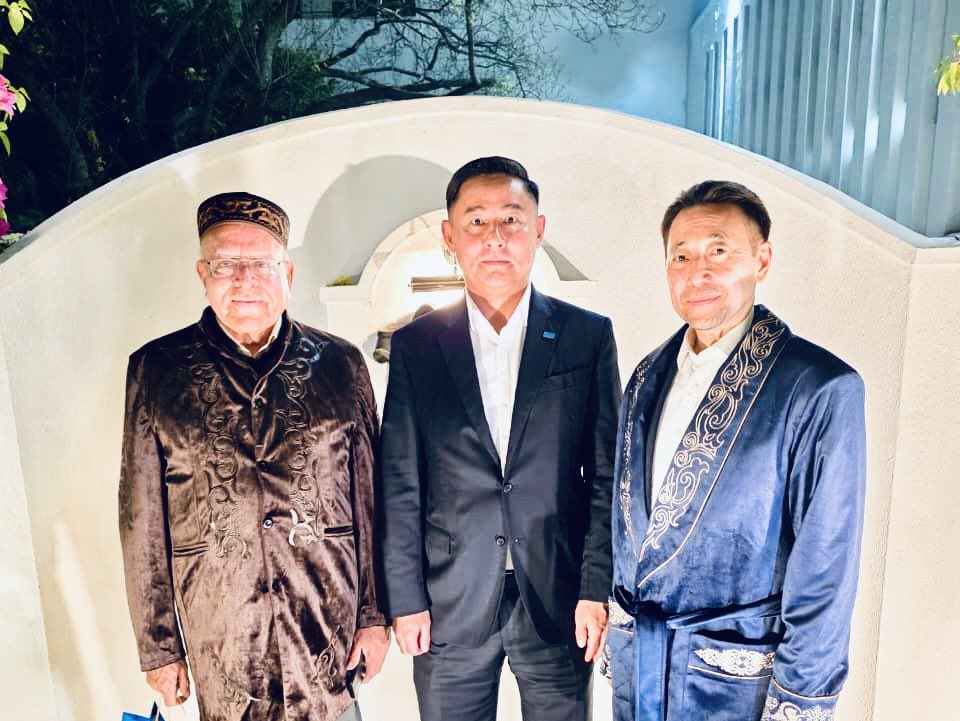 Kairat Sarybay tweet media