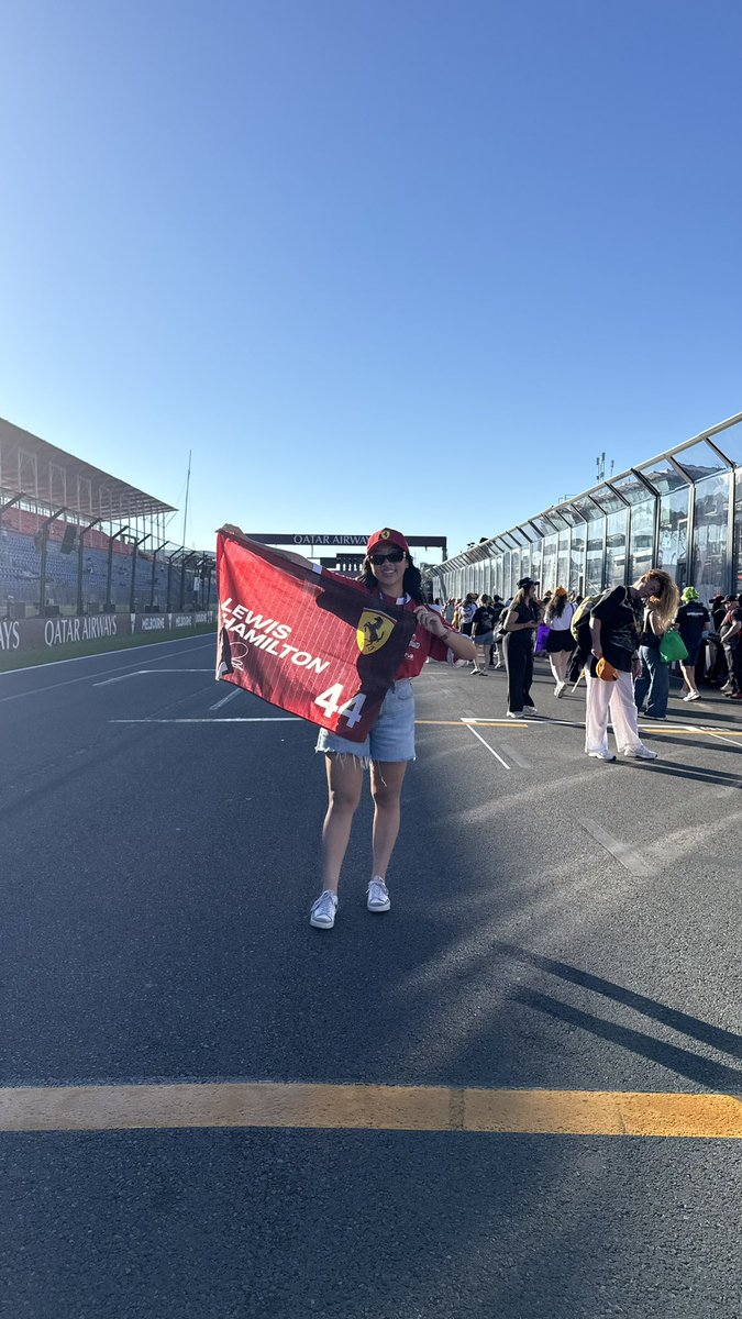 princessmareeb's tweet photo. @LewisHamilton all I’m asking for is a chance to meet you :( https://t.co/7z97AHeUyv