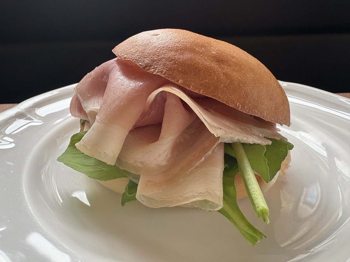 CadelViale's tweet photo. グルテンフリー専門店🇮🇹
#京都グルテンフリー #glutenfrre #kyoto #kyotoglutenfrre #米粉パン #イルヴィアーレ #glutenfrrepanino 

https://t.co/PcF1KTge32 https://t.co/CZwHmH7PML