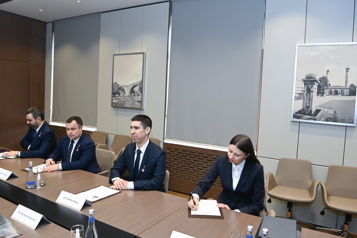 Bayramov_Jeyhun's tweet image. Pleased to meet with my colleague @MihaiPopsoi, Deputy Prime Minister, Minister of Foreign Affairs during his official visit to #Baku, #Azerbaijan.

Discussed the current state and perspectives of further enhancement of Azerbaijan 🇦🇿 - Moldova 🇲🇩 strategic partnership expanding