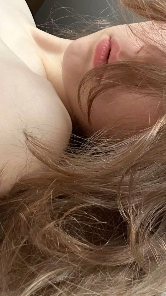 פיונה tweet media