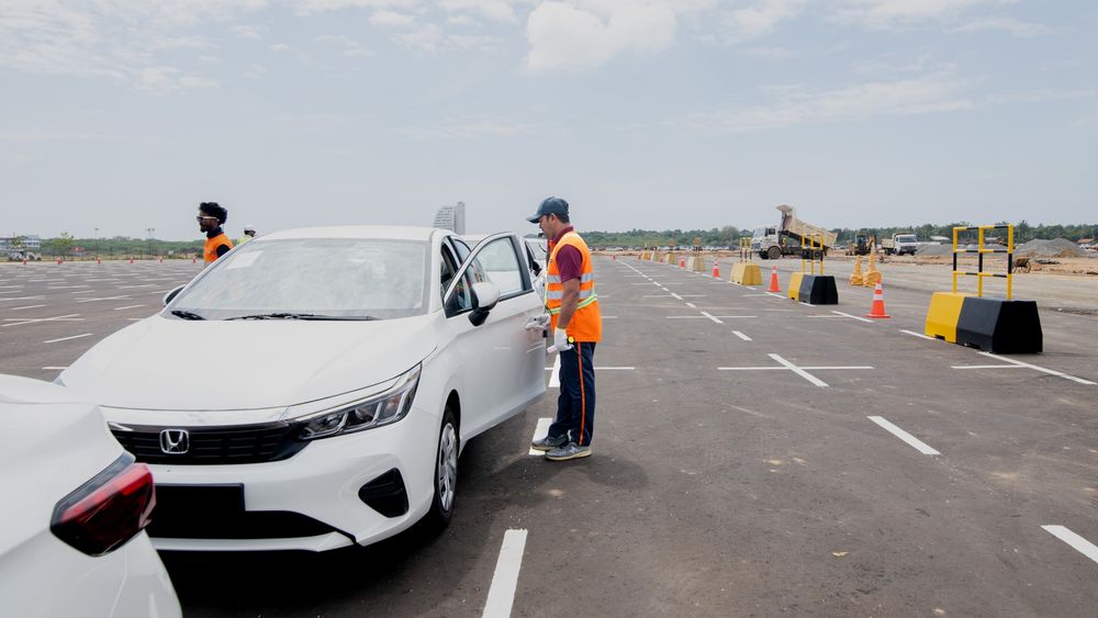 WorldCargoNews's tweet image. 🚘 Hambantota International Port expands Ro-Ro capacity: tinyurl.com/4au5bw9t 
@HambantotaPort 
#SriLanka #AutoLogistics #RoRo #Ports #WorldCargoNews