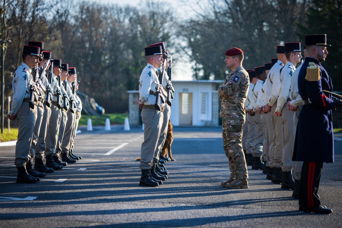 121e régiment du Train tweet media