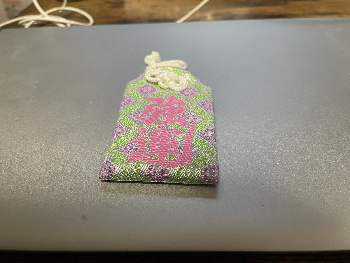 KaoLee 🩶🩷 tweet media