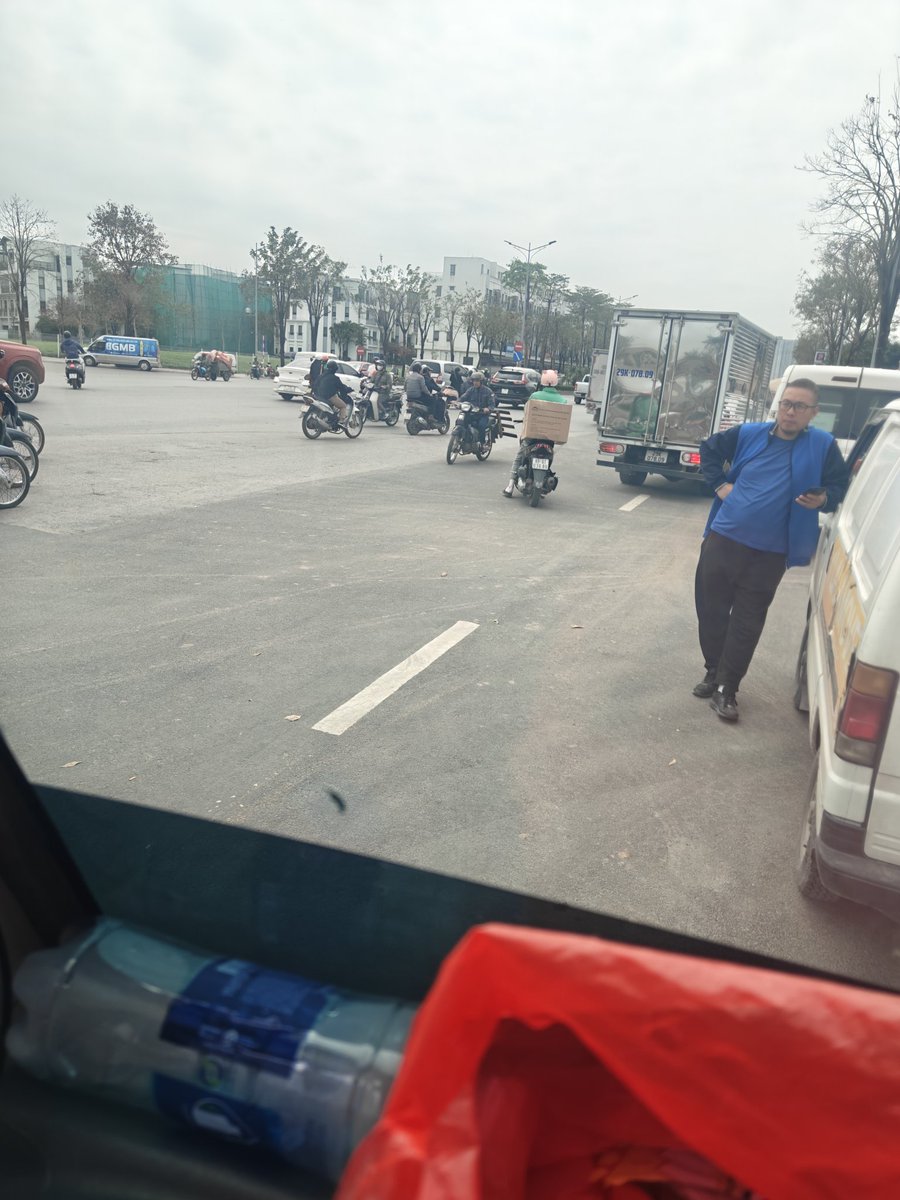 Hùng Phạm tweet media