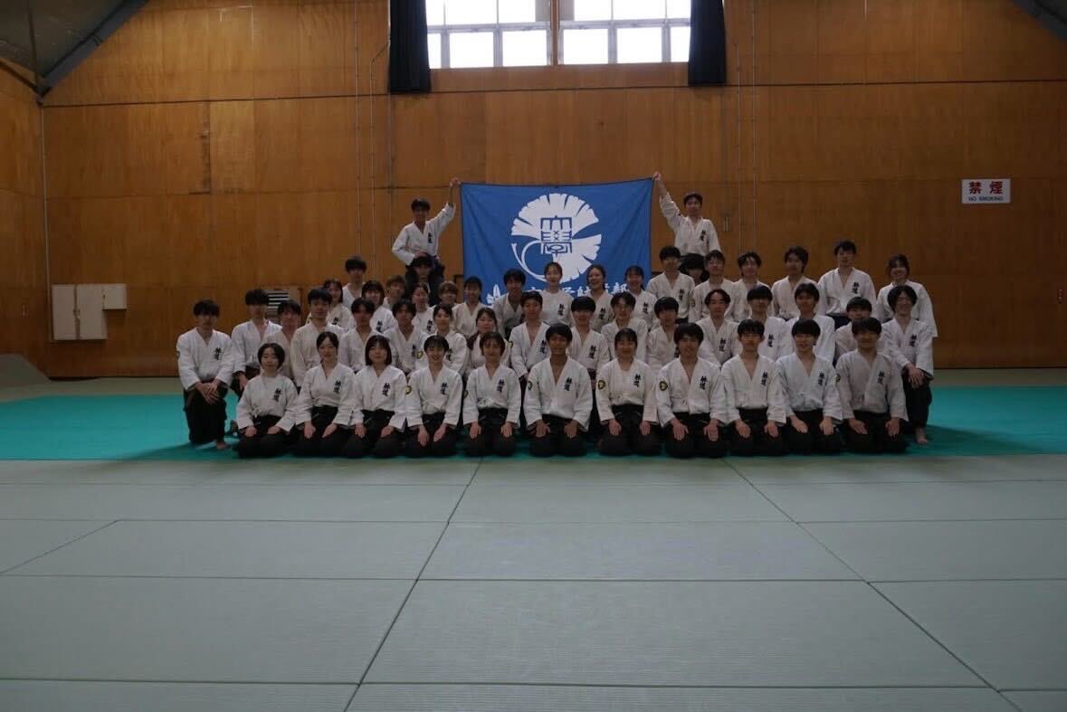 UTTaidoClub's tweet photo. 【春合宿】
2/26(木)-3/2(月)に山梨県山中湖にて春合宿を行いました🔥
部員それぞれが立てた目標に対して集中して稽古に取り組み、成長することができました✨
春合宿で培った団結力で新年度の大会に向けてさらに精進してまいります！ https://t.co/wHfu4Atr9N