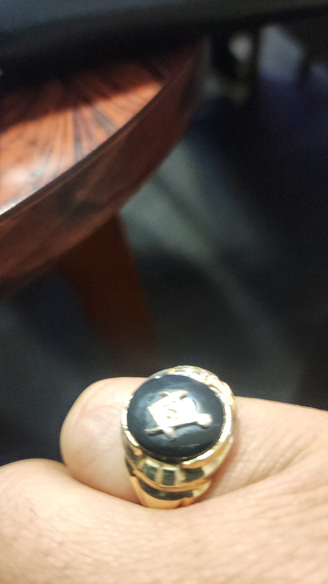 Michael Leonard tweet media