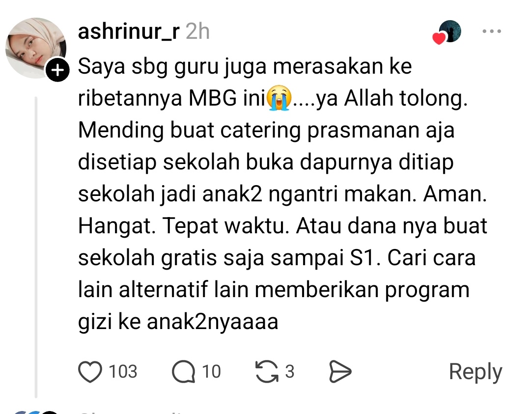 dosenkesmas's tweet photo. MBG Telat karena ngupas kulit salak. https://t.co/zoE6B4eV3w