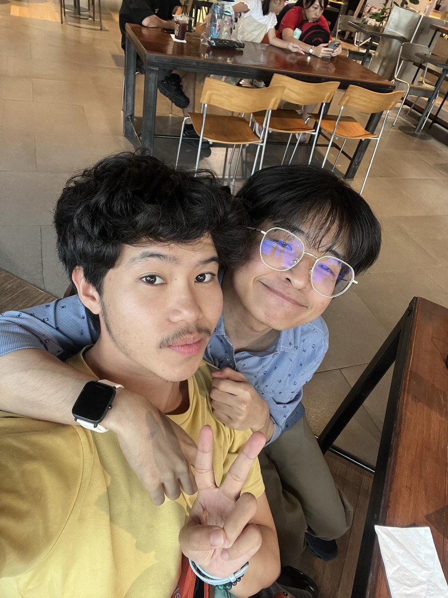 ทุกคนลองนึกภาพกุกะมันเข้าห้องน้ำหยิงดูนะ