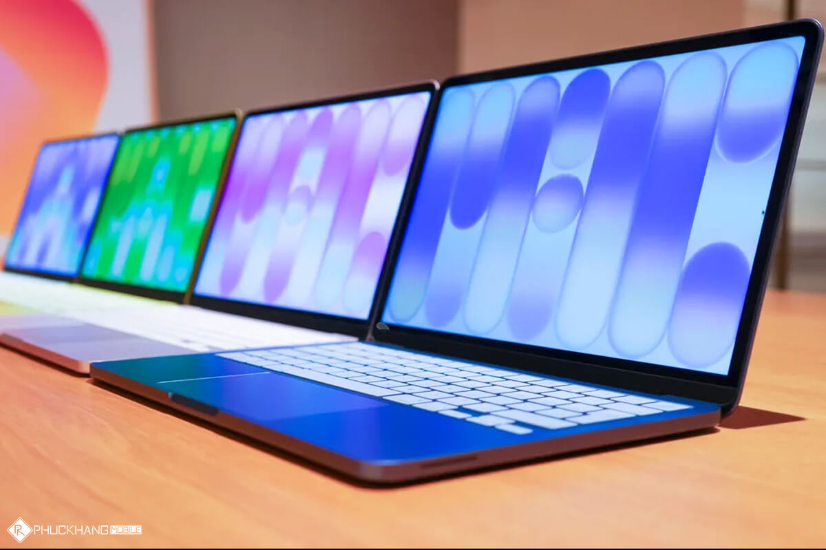 phuckhangmobile's tweet photo. 👀 Sinh viên, học sinh và “iFan” chuẩn bị tinh thần:
#Apple vừa “thả” #MacBook Neo giá siêu dễ chịu, nhưng vẫn full thiết kế sang + chip A18 Pro 💻🔥
🔗 Click để xem máy có gì hay ho: https://t.co/eVA6L82XC1 https://t.co/UkwA9vKouU