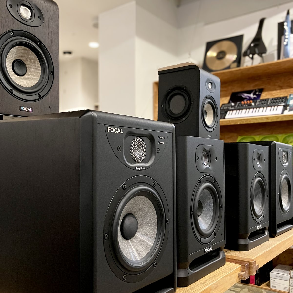 LEBEN by OTAIRECORD tweet media