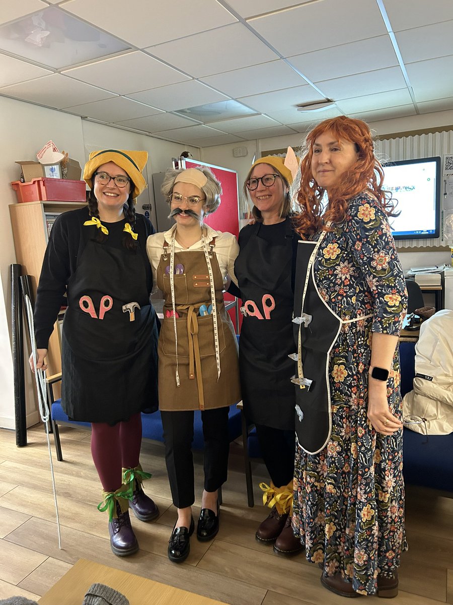 BWEnglishHub tweet media