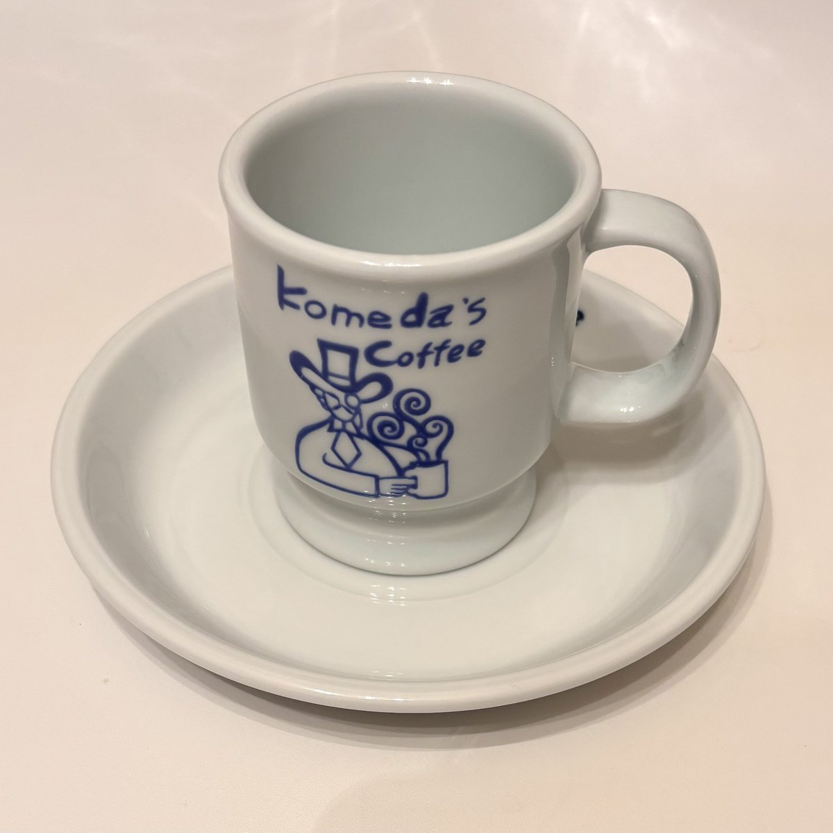 コミュだけに上げるつもりだったんだけどこっちにも！
これは私が愛用してるカップ＆ソーサーです🫶