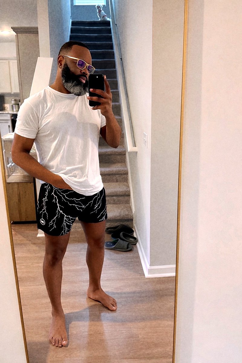 IG @_drew2_u tweet media