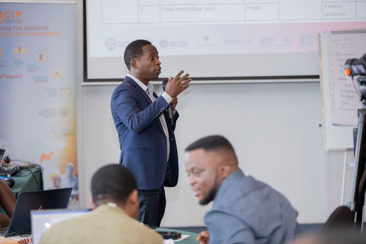 Rwanda Biotech Capacity Building tweet media