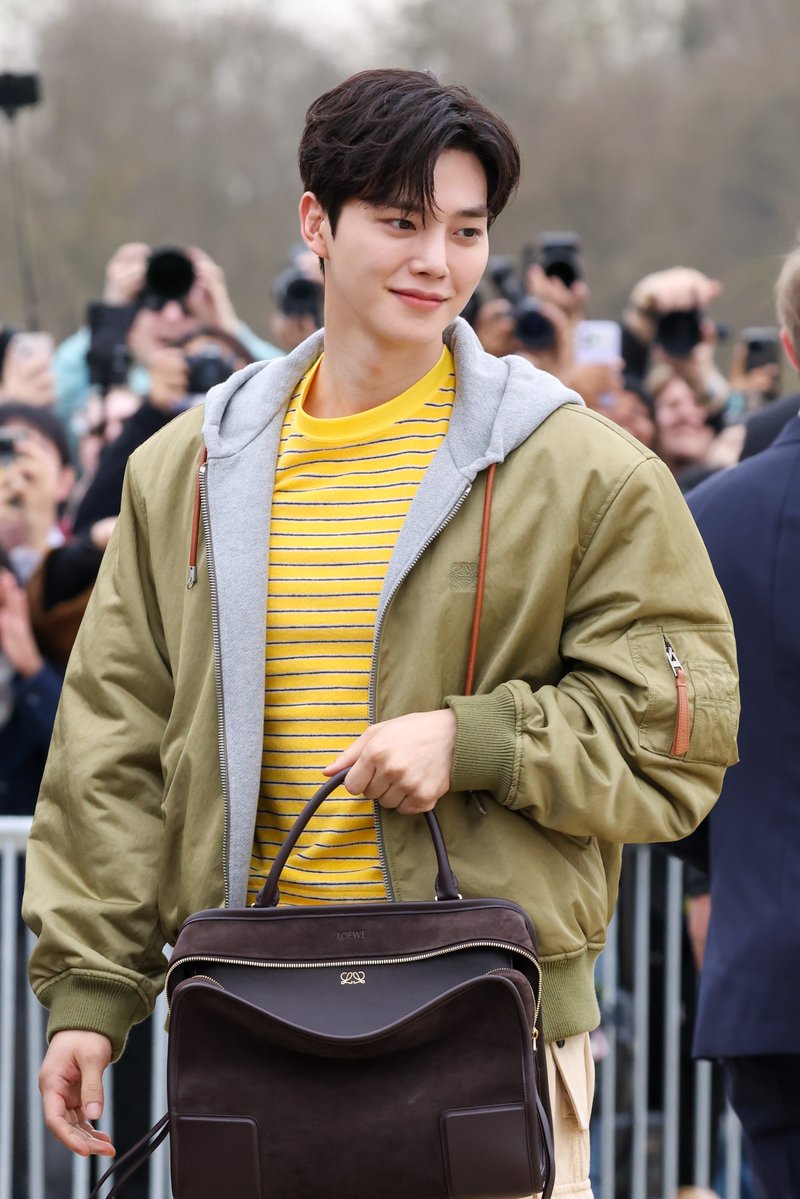 ELLE Japan tweet media