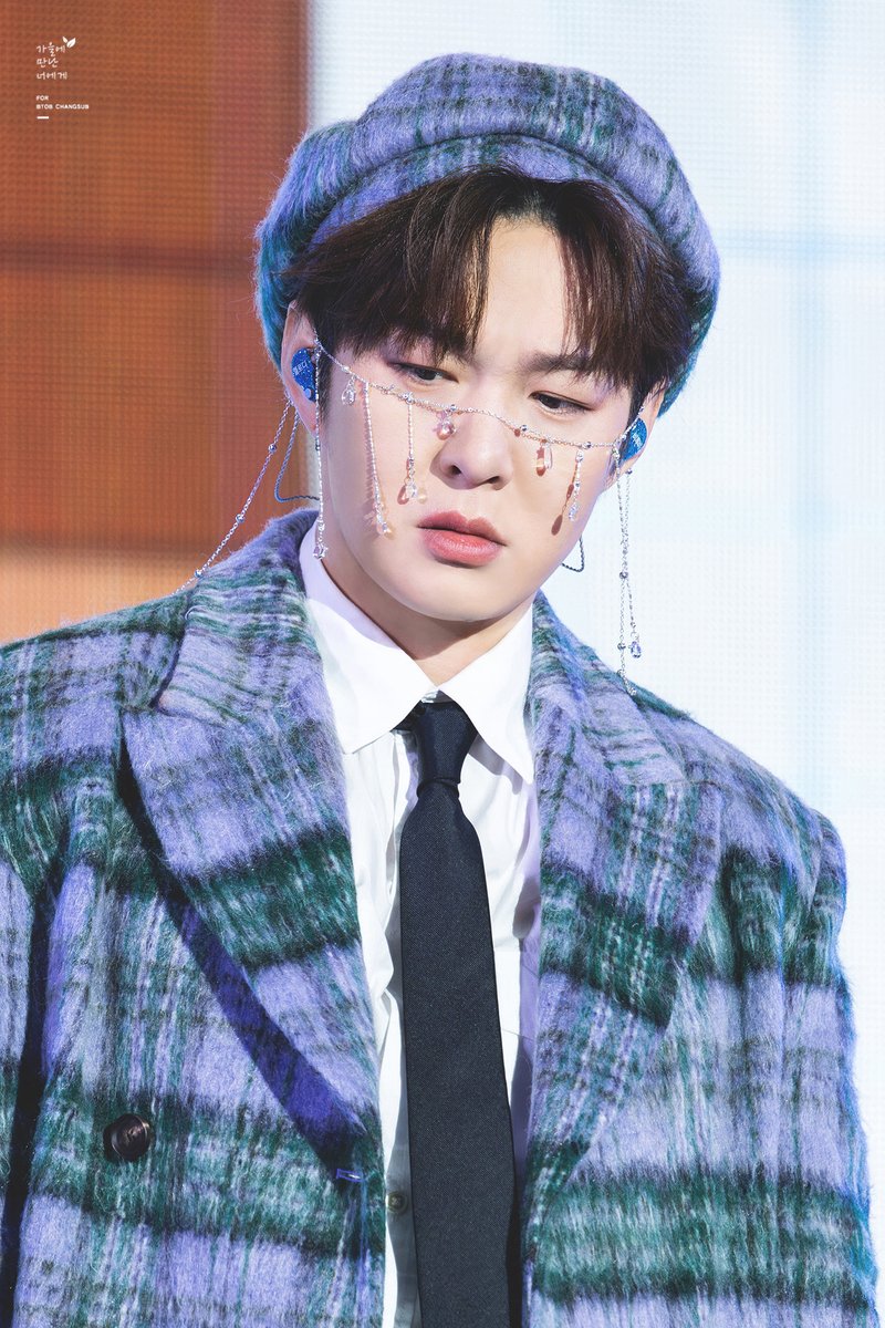 가을에 만난 너에게 tweet media