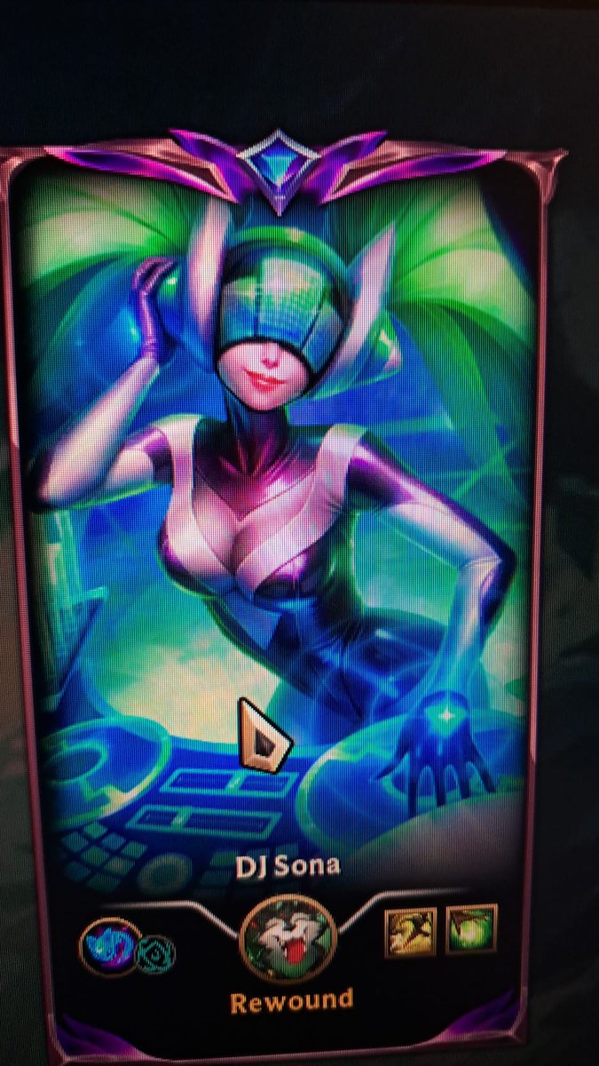 Delirio. tweet media