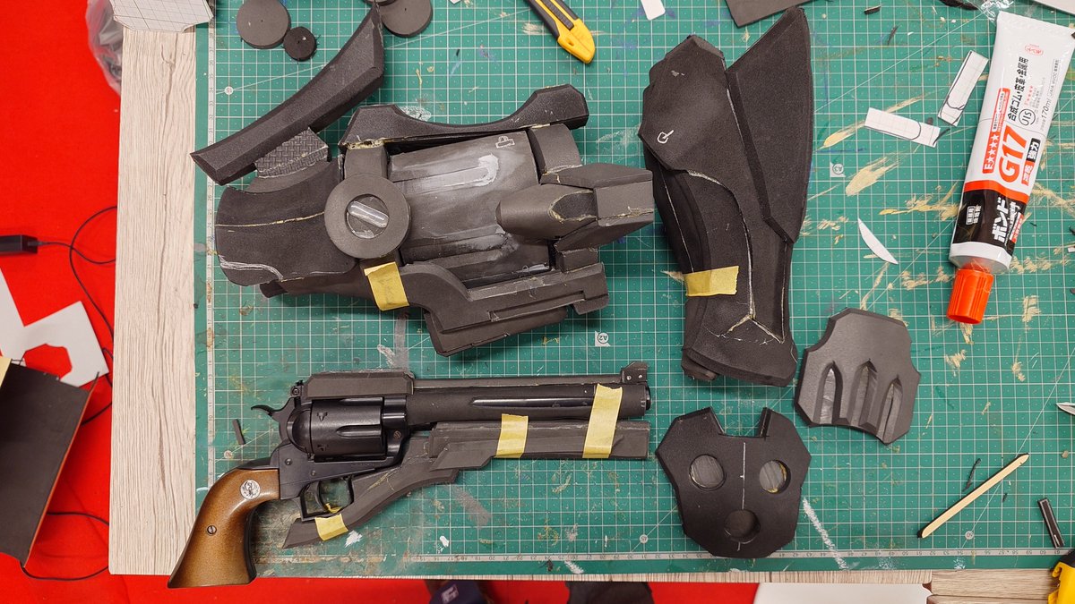 進捗ぼちぼちです。
でも花粉がヤバいので屋外で塗装したくないなぁ。