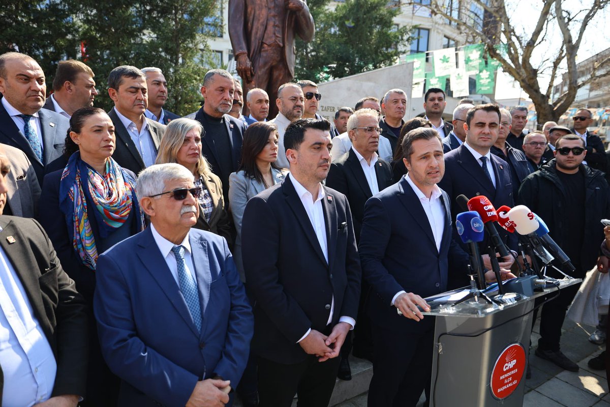 Partimizin Menderes İlçe Başkanı Mehmet Emin Işık’a yönelik gerçekleşen saldırının ardından İl Başkanımız Çağatay Güç’ün düzenlediği basın açıklamasına il yönetimimiz ve ilçe başkanlarımızla birlikte katılım sağladık. 
Siyasetin içerisinde şiddete yer yoktur. Partimizin her bir