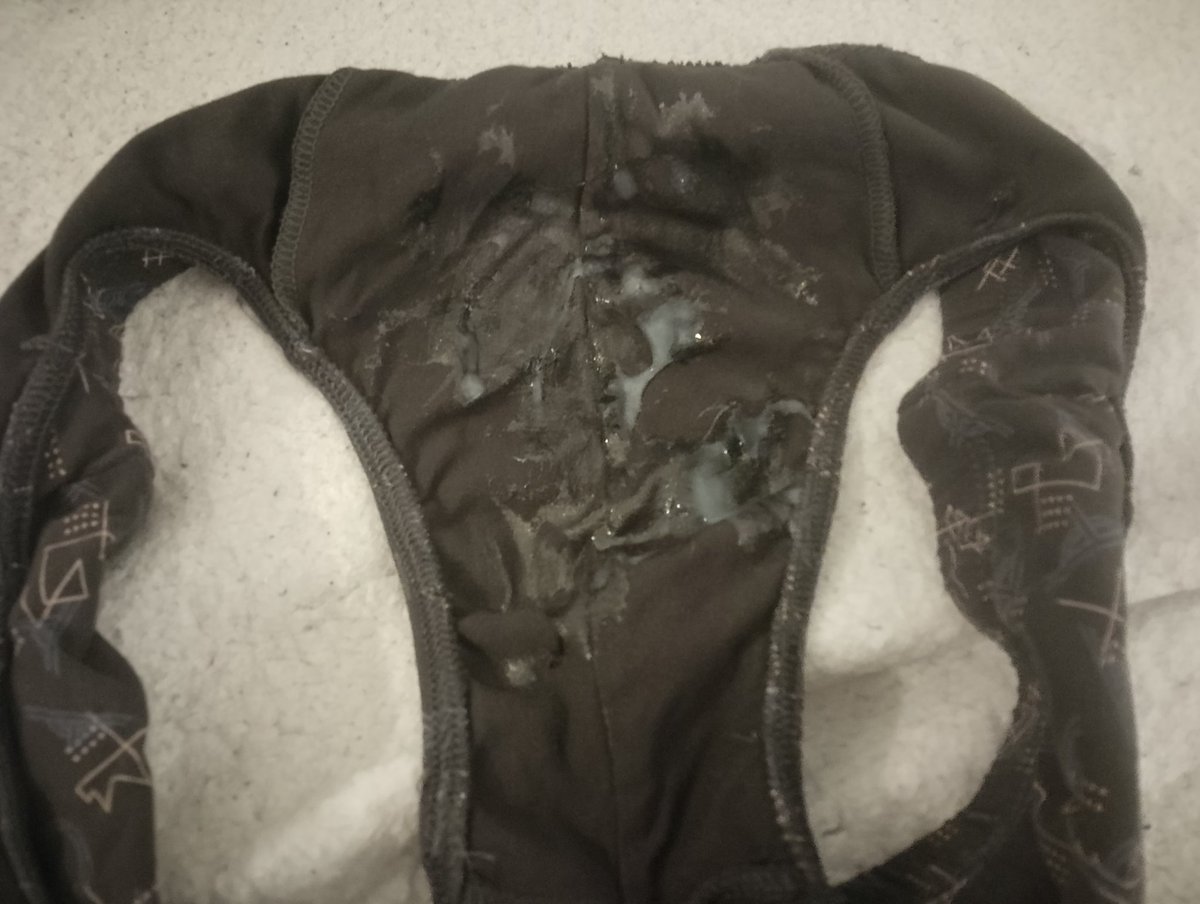 UsedMensBriefs tweet media