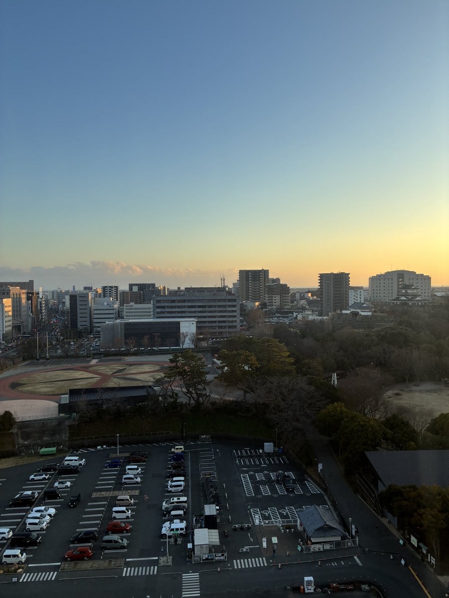 yoshi649's tweet photo. 今週は千葉！

今年入って青森、徳島、福岡、石川、富山、長野、静岡、三重続いて千葉！
新潟にも片足突っ込んだ笑

仕事でいろんなところ行き過ぎやろがい笑
お家帰りたい、ゲームしたい笑 https://t.co/VYYprYgdsk