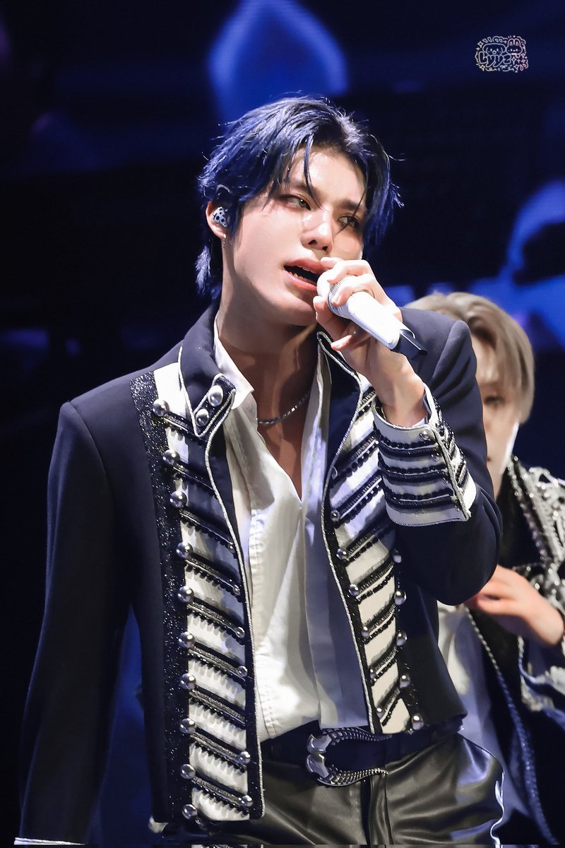 rubiidoyie_'s tweet photo. SOOOOOOOO HOT 🥵❤️‍🔥

#박정우 #JEONGWOO #트레저 #TREASURE https://t.co/MHkASusZrR