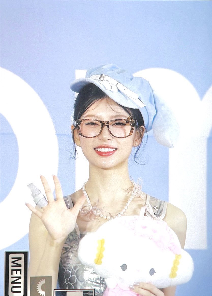 moka_shuri_1008's tweet photo. 250624 공개 팬 사인회 pre

MOKA 🩵

#MOKA #모카 #ILLIT #아일릿 https://t.co/riGgJzSGry