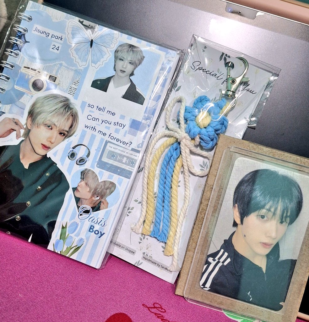 𝓷𝓲𝓼𝓪౨ৎ tweet media