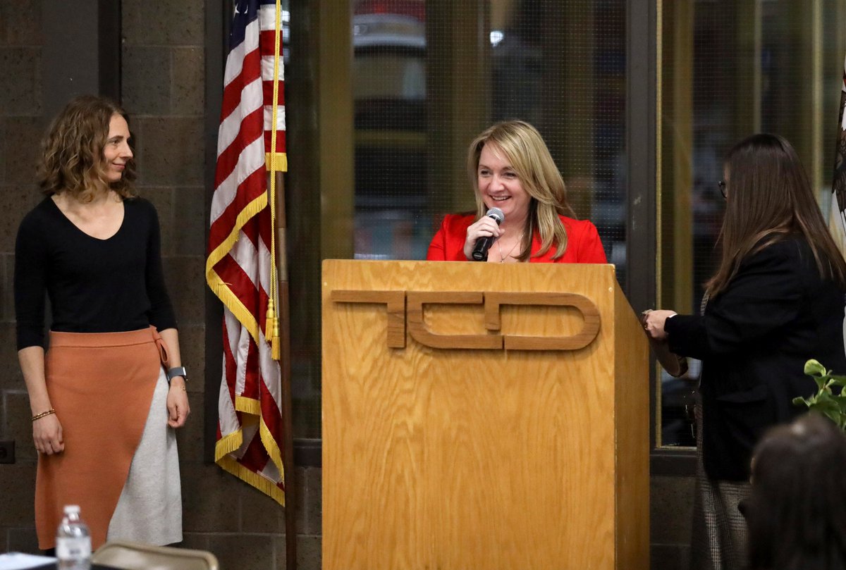 Fenton HS Dist. 100 tweet media