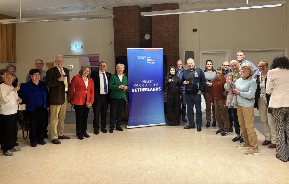 EmbChile Países Bajos tweet media