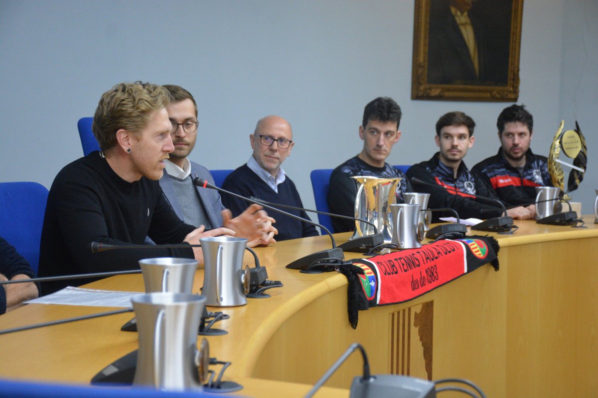 Ajuntament d'Olot tweet media