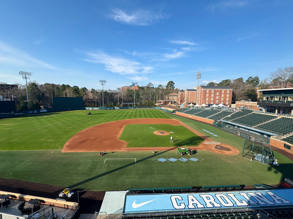 CarterHicks13's tweet photo. Weather is heating up just in time for @ACCBaseball play! 

See you at the Bosh this weekend 👊

@carolinafever @DiamondHeels https://t.co/5QZpRGfKqO