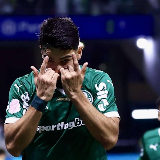 Cortinas ao Contrário tweet media