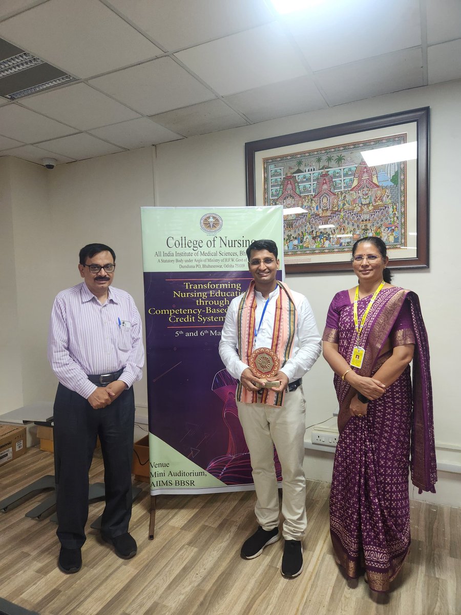 asha02shetty's tweet photo. College of Nursing, AllMS, Bhubaneswar  organized a two-day workshop on Competency-Based Education, Credit System and Artificial Intelligence.
The experts  provided valuable insights into modern educational approaches,  and the role of AI in transforming healthcare education. https://t.co/lOeJu0J9MO