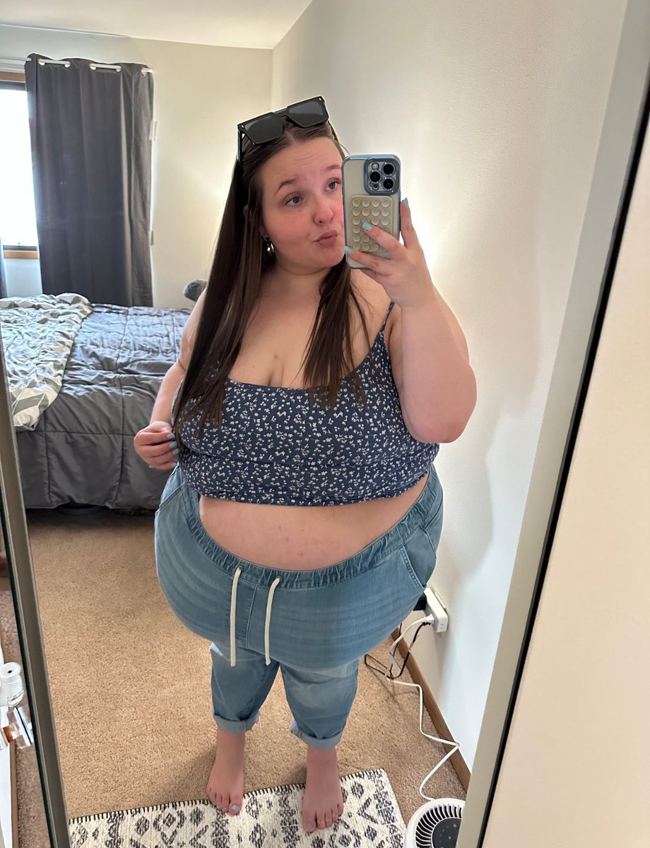 Abby 🍩 tweet media