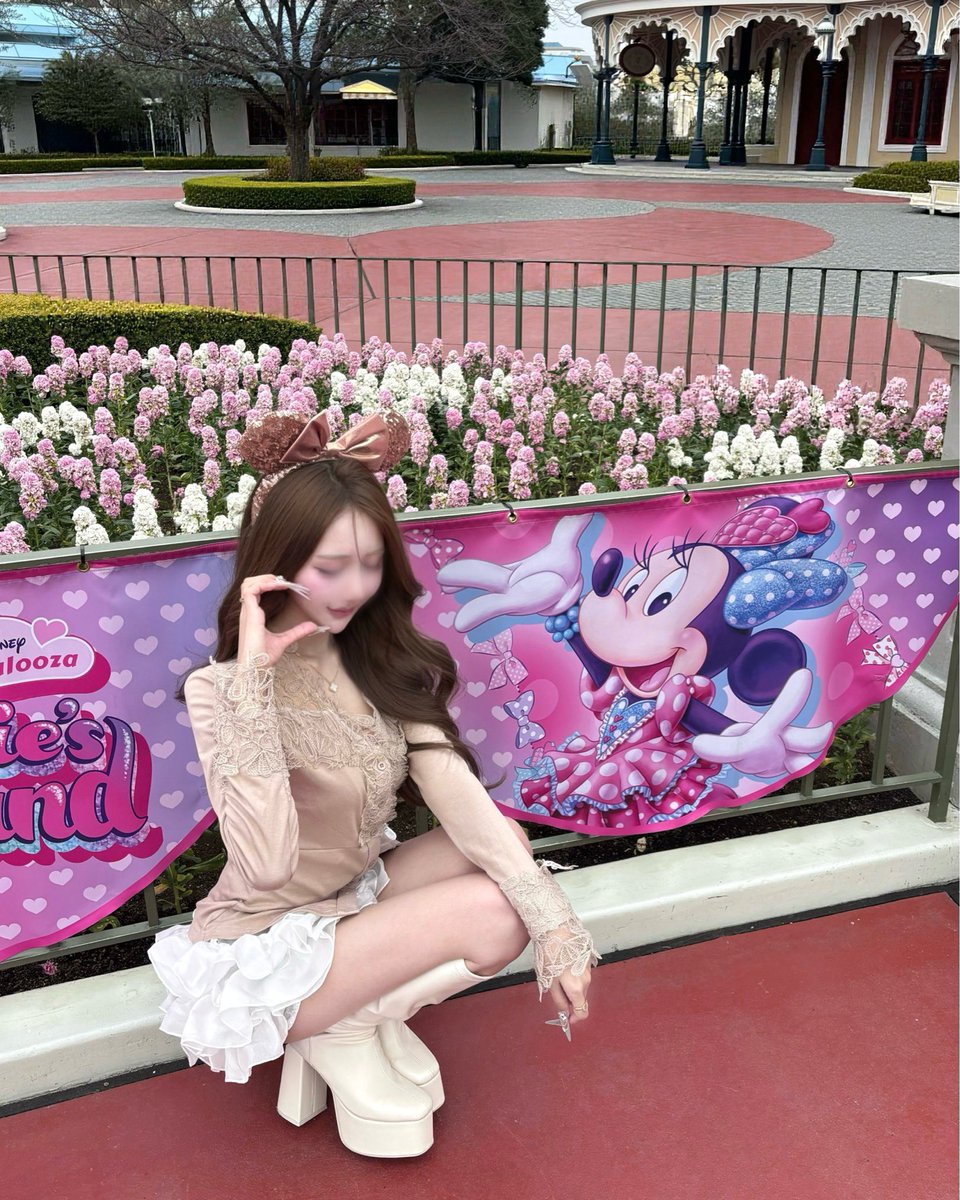 🫐🩵 tweet media