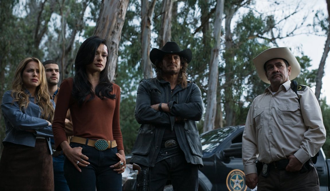 PasdeGavilanes's tweet photo. #PasiónDeGavilanes2 #PDG51 Romina anuncia ante todos que Óscar es el padre de Duván. https://t.co/X6ZpXWOFBQ