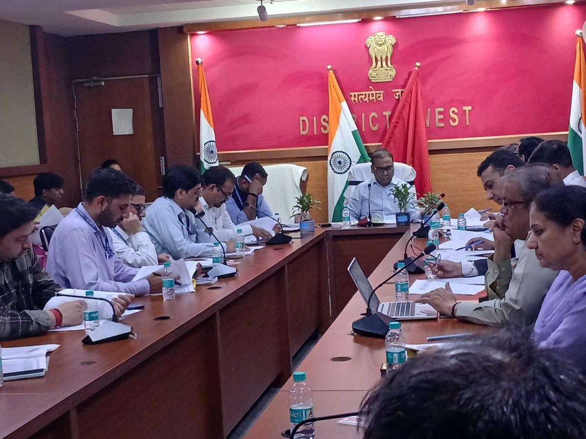 DM/DEO West Delhi tweet media