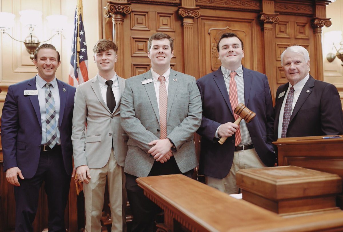 Georgia College Republicans tweet media