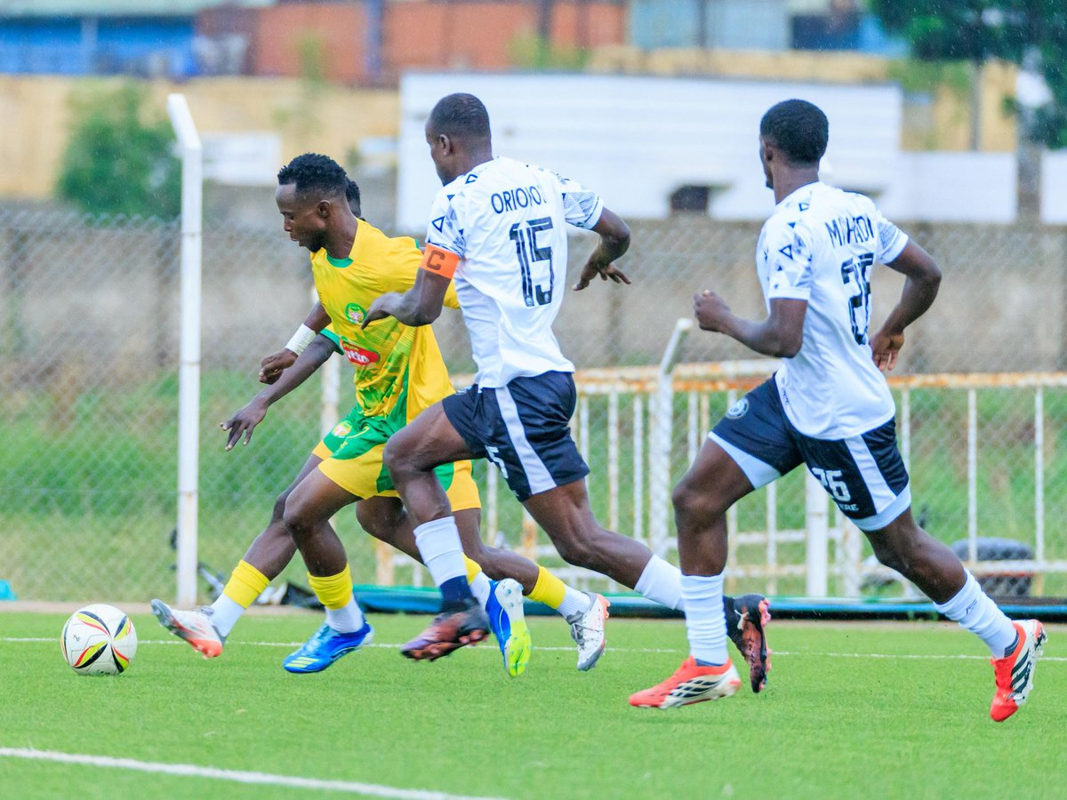 Bulfc1's tweet photo. #SUPL
46’
Back for second half || BUL FC 3-1 Calvary FC || #BULFC || #BULCAL https://t.co/O5miDaNaVo