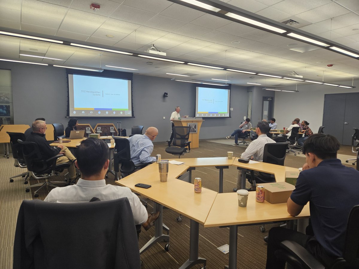 STLE_Tribology's tweet image. #STLE Executive Director Rebecca Lintow and President Kevin Delaney visited the STLE Southeast Section for its first in-person event and tour. Thank you to board members Vasu Bala and Doug Sackett for attending in support of this new STLE Local Section!

#STLEConnect