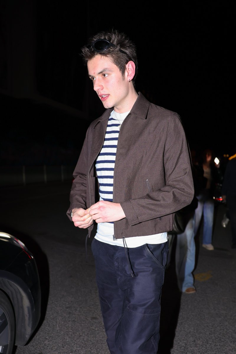 ˚ʚ♡ɞ˚ tweet media