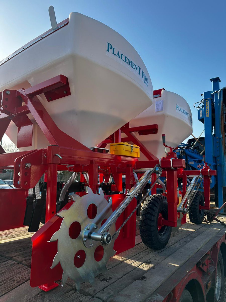 Techneat tweet media