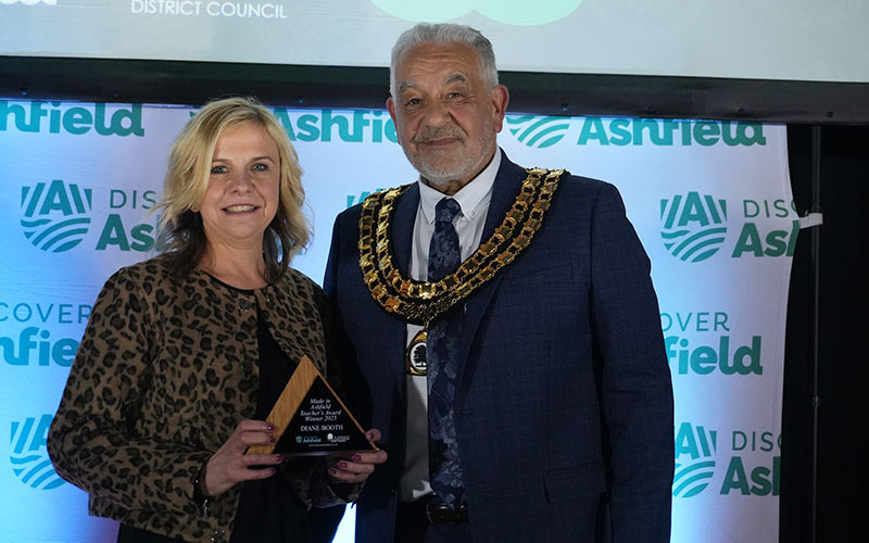 Vision West Nottinghamshire College tweet media