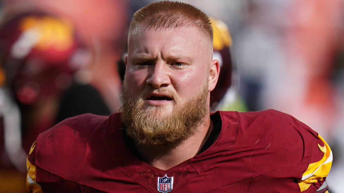 AroundTheNFL's tweet photo. Biadasz to Bolts: Chargers agree to terms with veteran center on three-year, $30M deal

https://t.co/ZOyKUrqKED https://t.co/eAq5J20Ffq